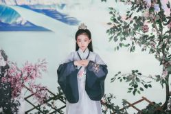 -九月鹰飞汉服摄影工作室