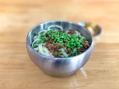 素椒杂酱面-左撇子私房面
