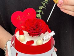 -花花卷卷·鲜食蛋糕(静安久光百货店)