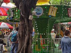 -顺德大良半月城游乐场