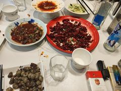 -苏湘小馆·不做预制菜(青年公社店)