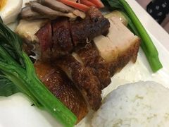 -香港新发烧腊茶餐厅(万象店)