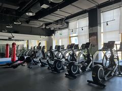 -健变健身俱乐部(前海天虹商场店)