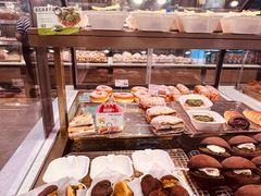 -巴黎贝甜(大宁国际商业广场店)