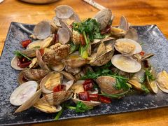 -老东镇啤酒屋海鲜加工·蒸汽海鲜·海鲜烧烤(台东店)