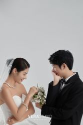 -至臻微拉婚纱摄影