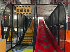 -嗨翻Hi-Fun竞技主题乐园·蹦床团建生日轰趴(荆川 国光1937店)