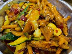 -江城燕子大排档(江汉路步行街店)