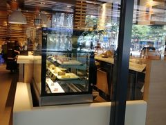 面包甜点陈列柜-麦当劳(海岸城店)