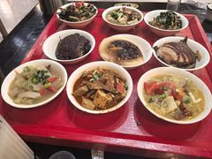 -蓝田九大碗民俗食府(蓝田店)