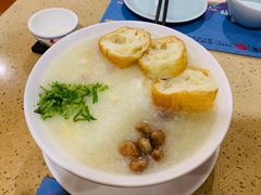 荔湾艇仔粥-点都德(春熙路群光广场店)