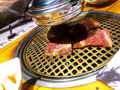 特级雪花牛肉-唯成•韩国炭火烤肉 유성고기