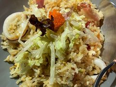 鲑鱼亲子炒饭-穹六人间 people 6(岳阳路店)