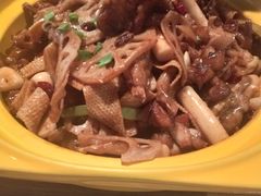 -多嘴超级肉蟹煲(欧亚卖场店)
