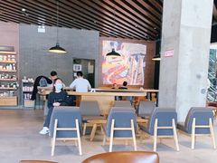 大堂-星巴克臻选(济南万达店)