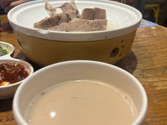 -蒙亨·手把肉·蒙古包文化主题餐厅(天恒广场店)