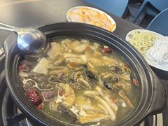 -野菌皇海景野生菌火锅(滨海大道店)