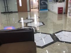 -茂菊口腔连锁(浦东南路店)