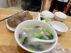-东北小二东北菜(大车家巷店)