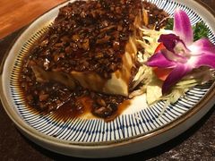鲜菇酱拌自制芝士豆腐-上楼私房菜(院士路店)