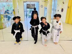 -勇气斑马·巴西柔术&跆拳道(浦东三林店)