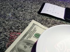-蛙来哒(华隆步步高店)