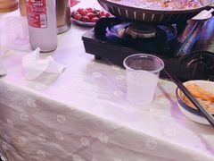 -海盗船. 龙虾烧烤. 酒馆