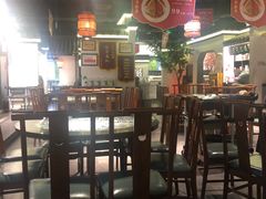 大堂-卢大鲜鱼头捞饭(美利广场店)