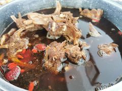 -亿诣蝎府炸酱面羊蝎子火锅(酷车小镇店)
