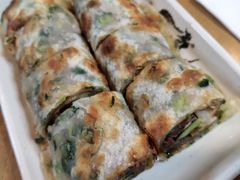 葱饼卷牛肉-台北楚楚园馅饼粥(虹桥南丰城店)