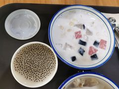 -文昌邓记清补凉(西沙路店)