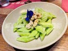 青瓜拌桃仁-椒爱水煮鱼川菜(中街大悦城店)