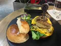 双片鹅肝汉堡-HIGH FIVE哈福手工汉堡(桂林路店)