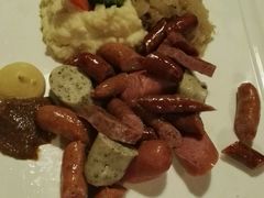 -LENBACH兰巴赫西餐啤酒坊(大连星海广场店)