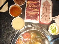 -牛品荟牛肉火锅(新城广场店)