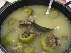 苦瓜黄豆排骨汤-六婶西关小厨(光塔路店)