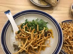 -正南齐北·老街糯米团(洪崖洞店)