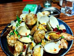 -蚝堡海鲜·威海菜·海肠捞饭·烧烤·亚洲吃蚝公司(幸福门店)