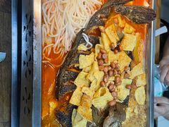 -在巷子里的烤肉店·螺蛳粉烤鱼·牛蛙(和美城店)