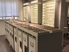 -目艮眼镜SHOWROOM(品牌集合店)