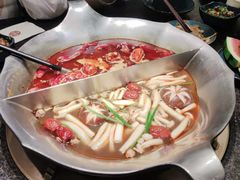 -湊湊火锅·茶憩(打浦桥日月光店)