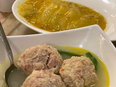 蟹粉狮子头-新镇江酒家(南京西路店)