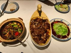 -八府香鸭·啫啫煲(华山路店)