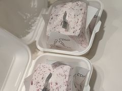 -山与蓝·轻糖鲜果蛋糕(勒泰店)