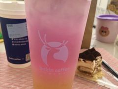 -瑞幸咖啡(新兴广场店)