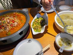 酸菜豆瓣汤-盐帮食坊•小河帮川菜(四川师大店)