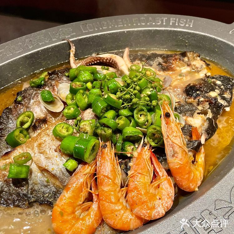 在广州凌晨不睡觉去吃烤鱼……好好吃😅