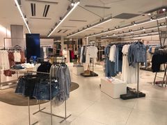 -ZARA(大上海时代广场店)