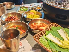 -草家酱蟹炭火烤肉店(珲春南路一店)