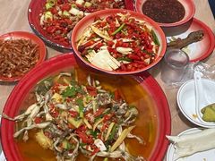 -十一街苍蝇馆子转经消江湖菜(九眼桥十一街店)